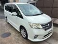 2012 Nissan Serena
