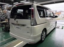 2012 Nissan Serena