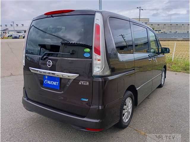 2012 Nissan Serena