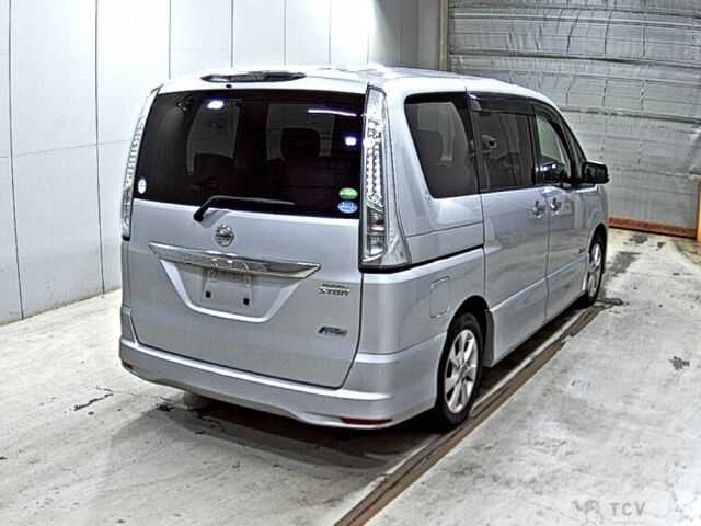 2013 Nissan Serena