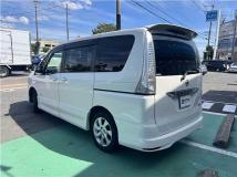 2013 Nissan Serena