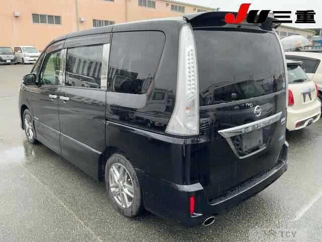 2013 Nissan Serena
