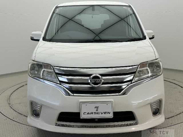 2013 Nissan Serena