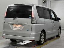 2013 Nissan Serena