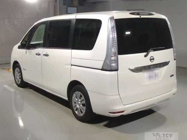 2013 Nissan Serena
