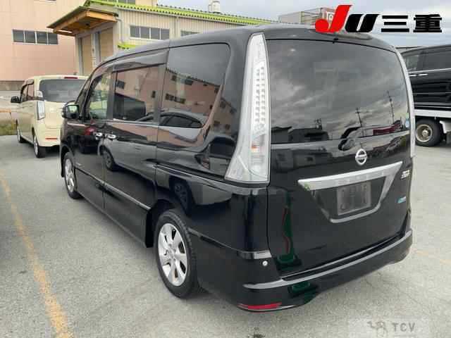 2013 Nissan Serena