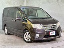 2013 Nissan Serena
