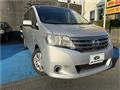 2013 Nissan Serena