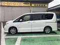 2013 Nissan Serena