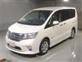 2013 Nissan Serena