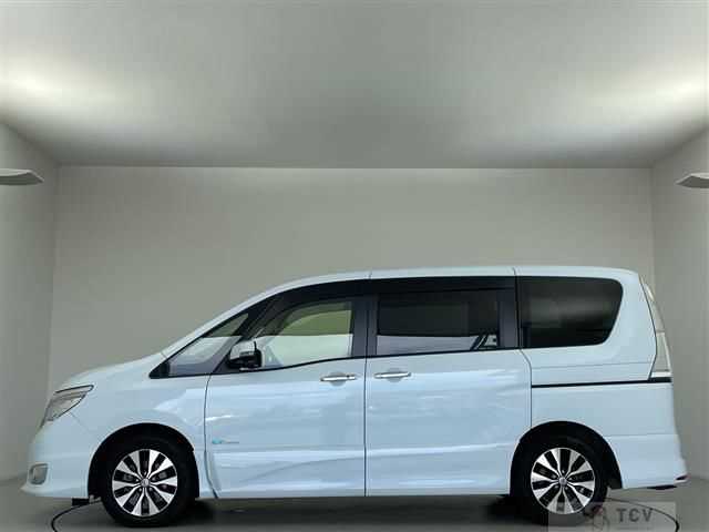 2014 Nissan Serena