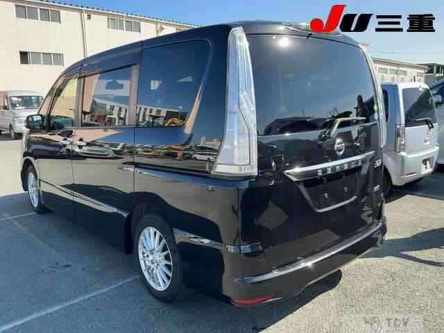 2015 Nissan Serena