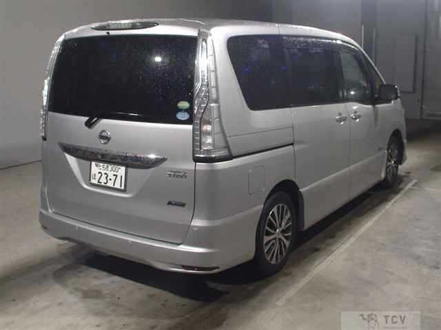 2015 Nissan Serena