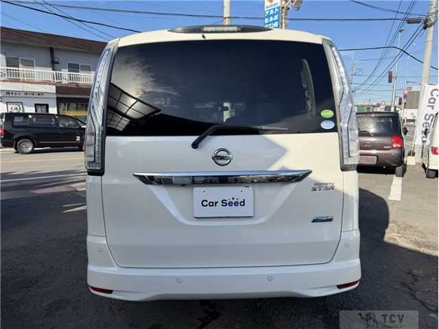 2015 Nissan Serena