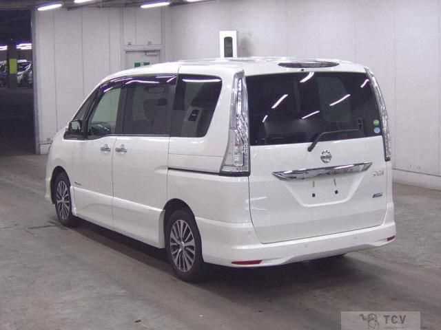 2015 Nissan Serena
