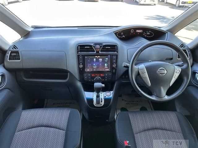 2015 Nissan Serena