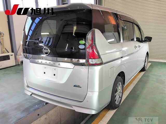 2017 Nissan Serena