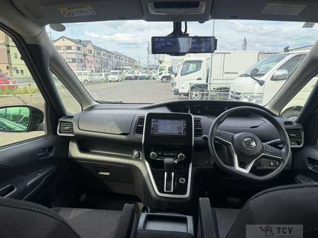 2017 Nissan Serena