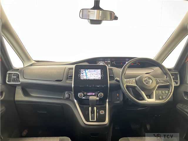 2017 Nissan Serena