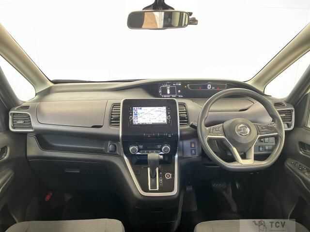 2017 Nissan Serena