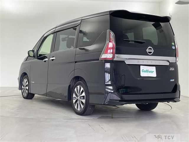 2017 Nissan Serena