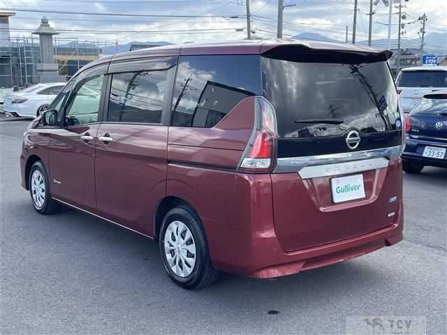 2017 Nissan Serena