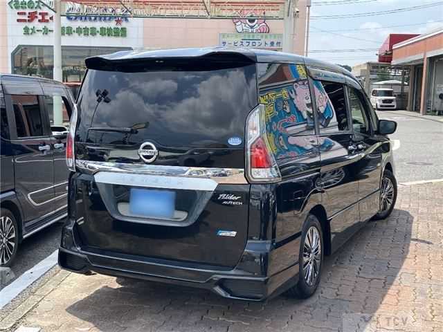 2017 Nissan Serena