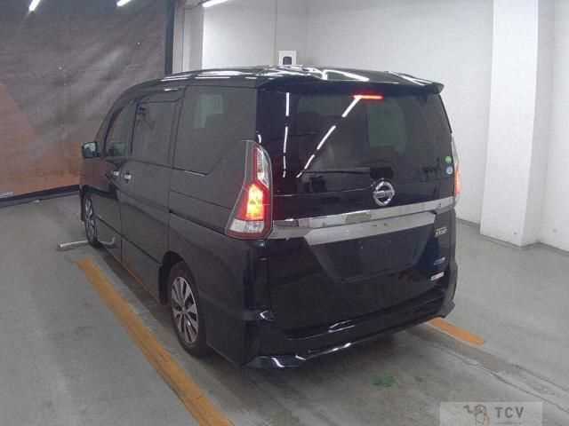 2017 Nissan Serena