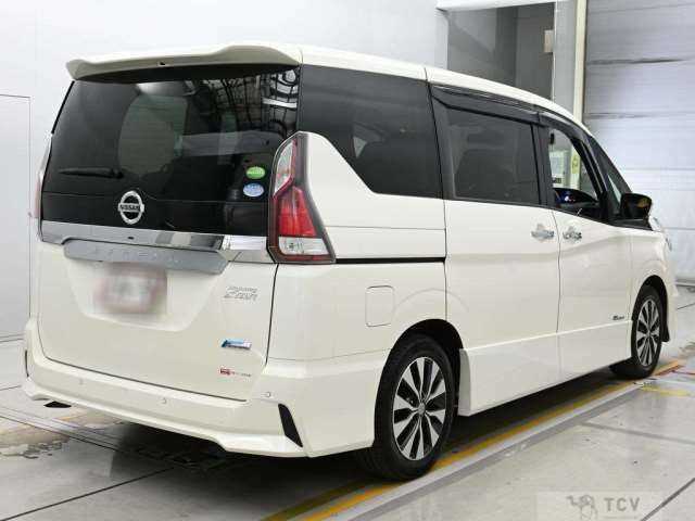 2017 Nissan Serena