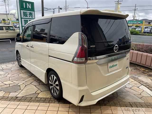 2017 Nissan Serena