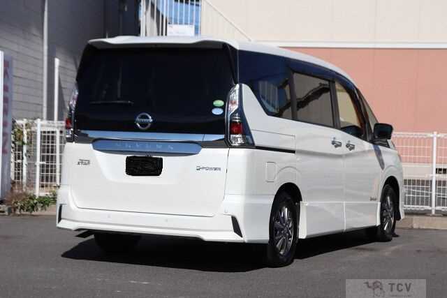 2018 Nissan Serena