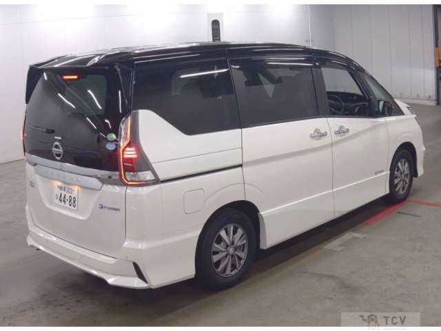 2018 Nissan Serena