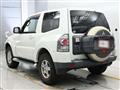 2009 Mitsubishi Pajero
