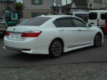 2013 Honda Accord Hybrid
