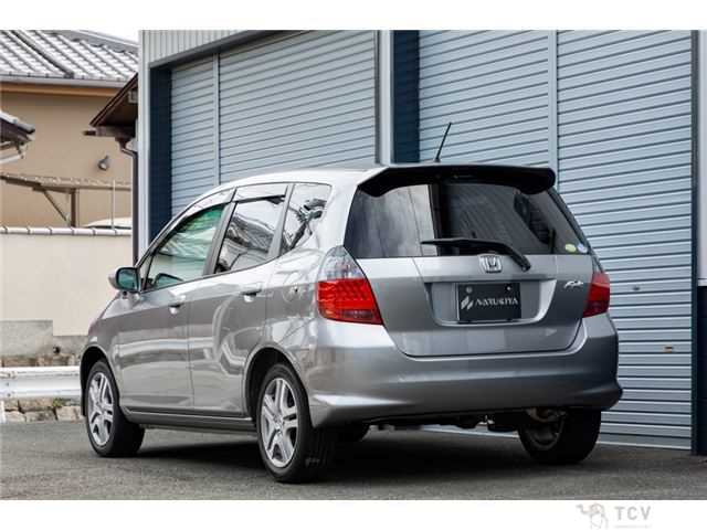 2004 Honda Fit
