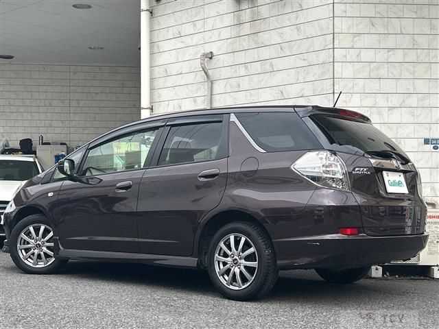 2012 Honda Fit shuttle