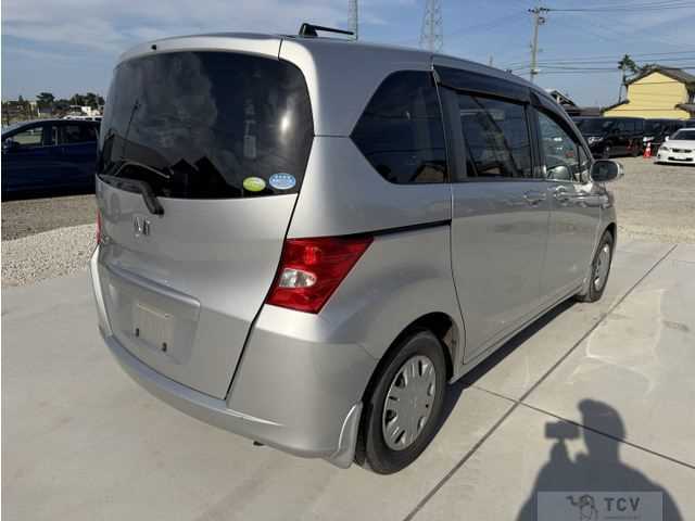 2009 Honda Freed