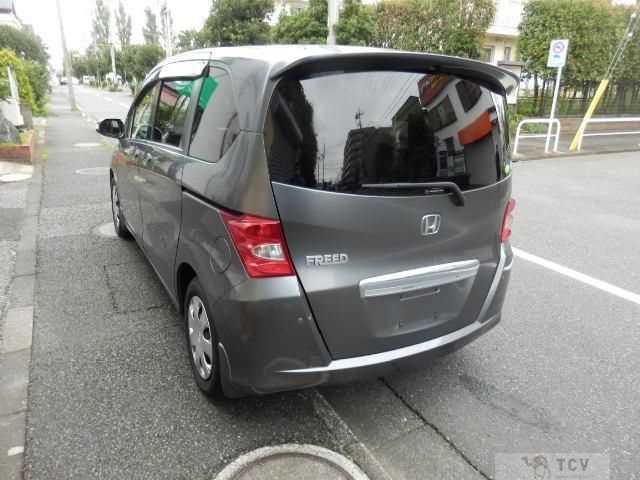 2010 Honda Freed