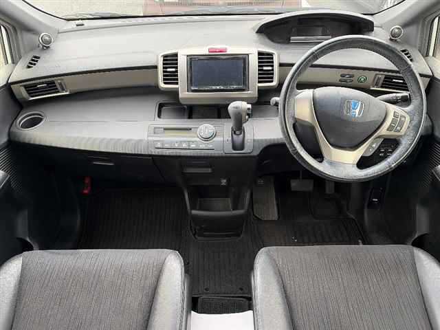 Spike Studio Used Honda Freed Spike 2012 (55,000 km) - TCV (formerly Trade Car View)