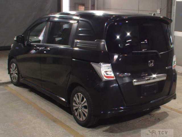 2013 Honda Freed Spike