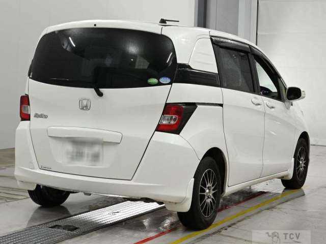 2014 Honda Freed Spike