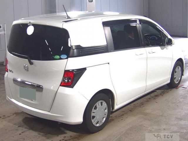 2015 Honda Freed Spike