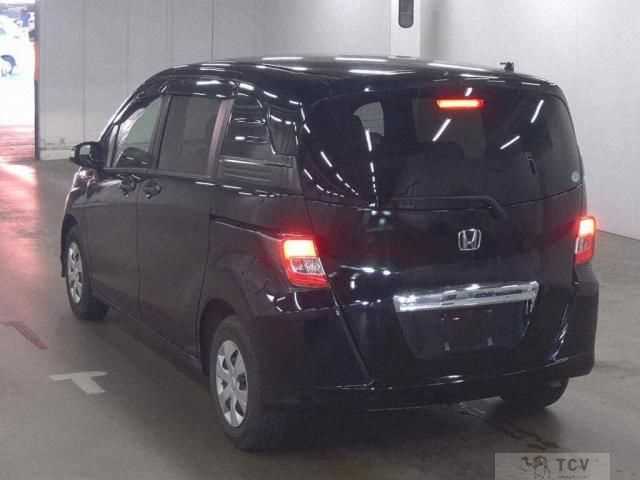 2015 Honda Freed Spike