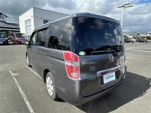 2010 Honda Step WGN