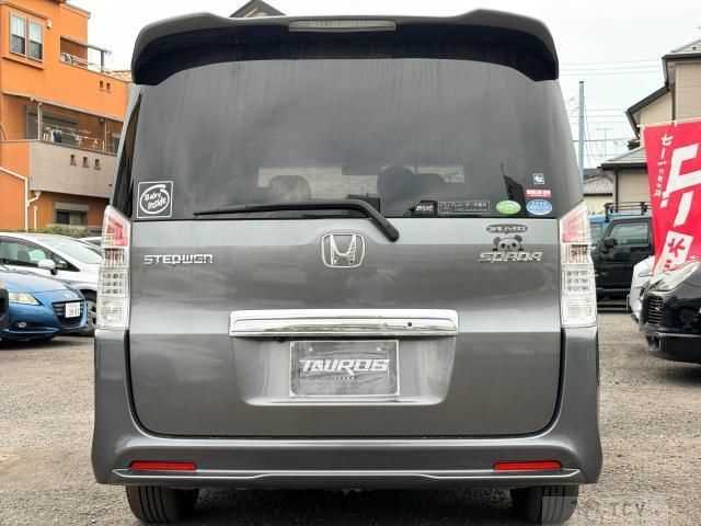 2011 Honda Step WGN