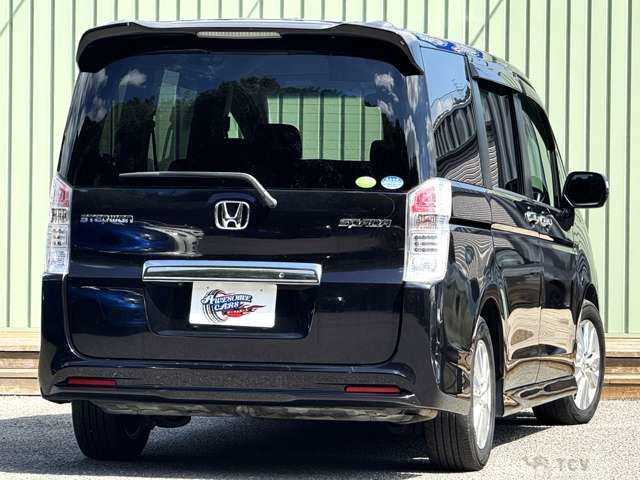 2011 Honda Step WGN