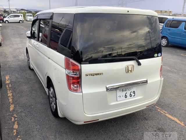 2012 Honda Step WGN