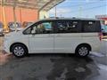 2012 Honda Step WGN