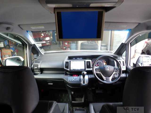 2012 Honda Step WGN