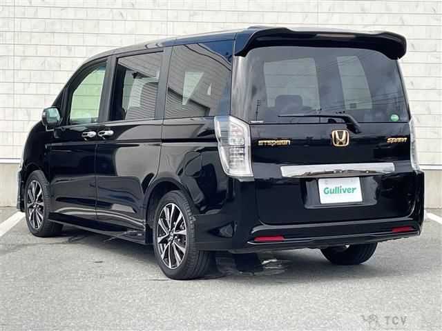 2012 Honda Step WGN